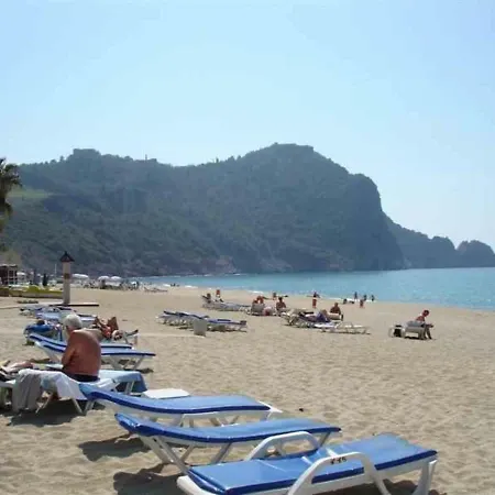 Picture Renting Your 5 Star Located In With Beautiful Private Pool, 1030